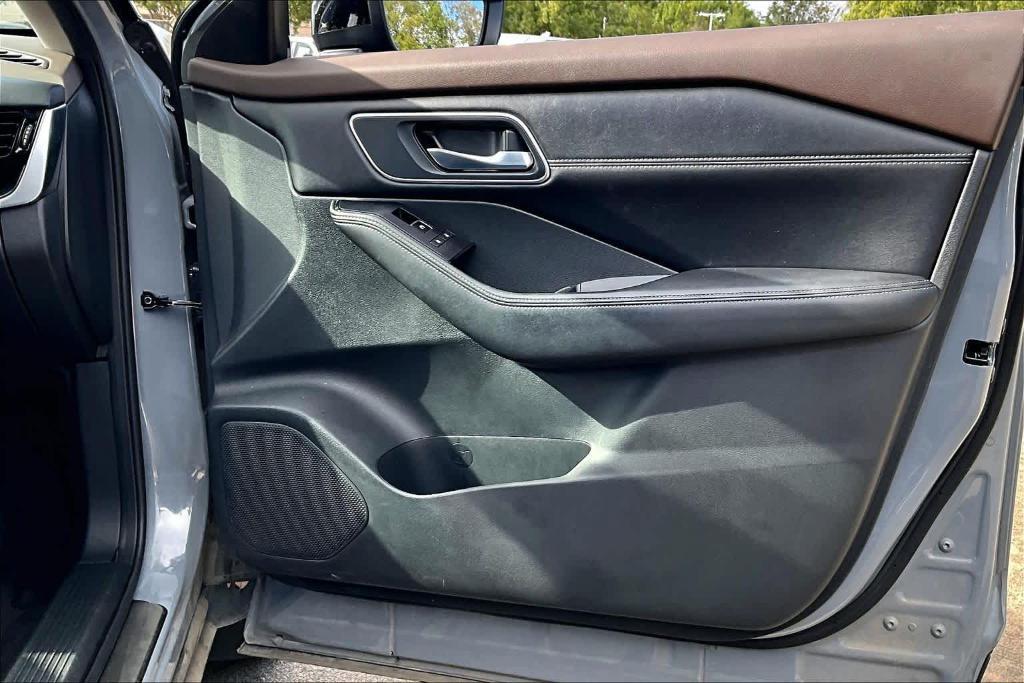 used 2022 Nissan Rogue car, priced at $23,900