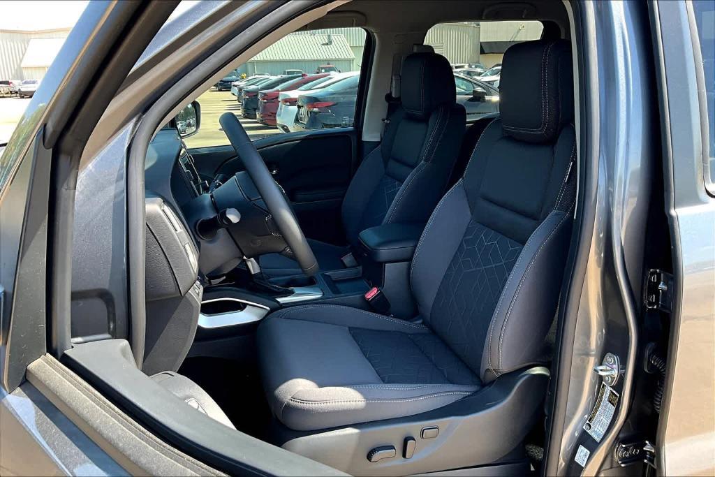 new 2025 Nissan Frontier car, priced at $35,740