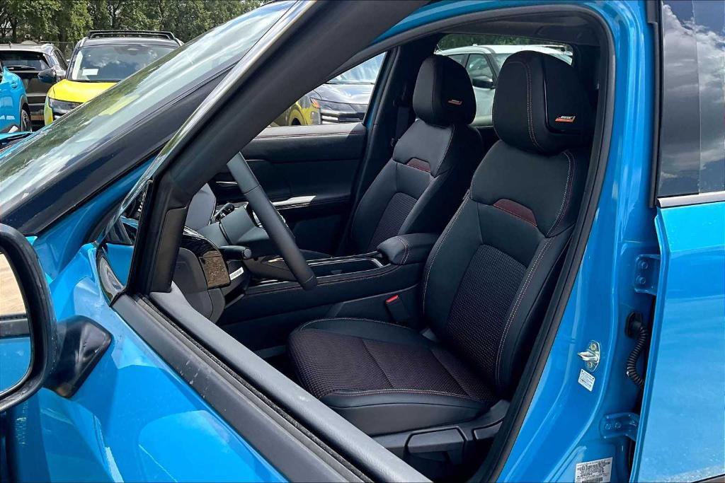 new 2025 Nissan Kicks car, priced at $29,105