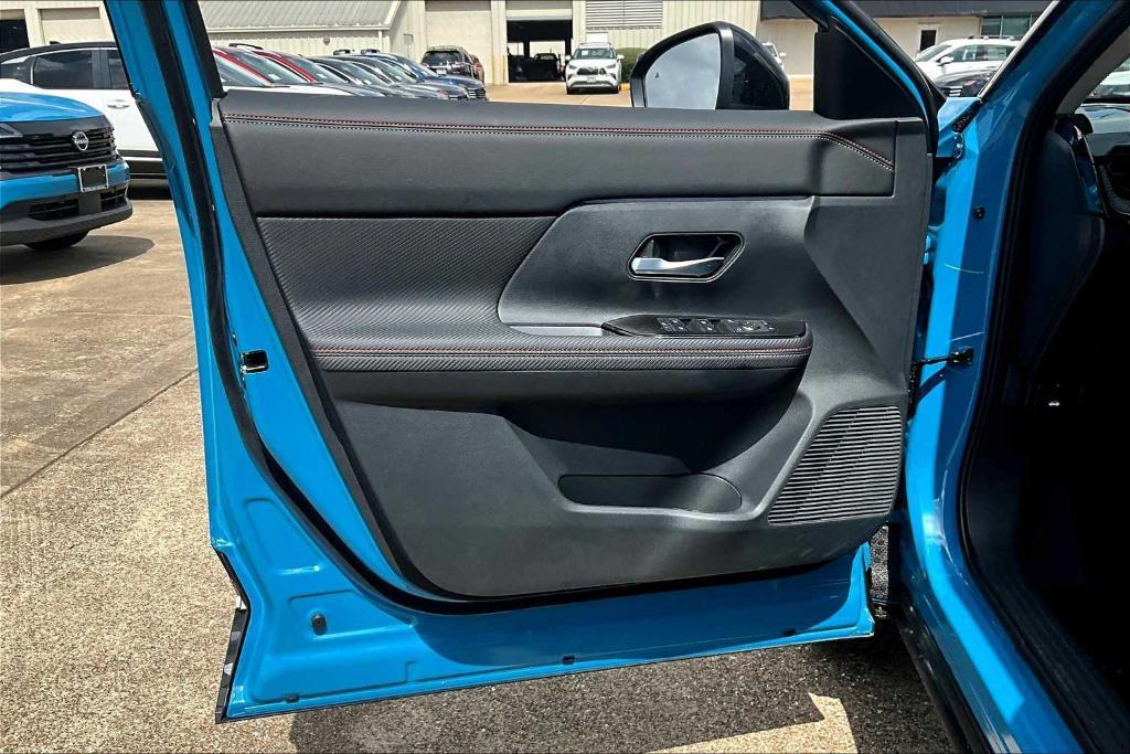 new 2025 Nissan Kicks car, priced at $29,105