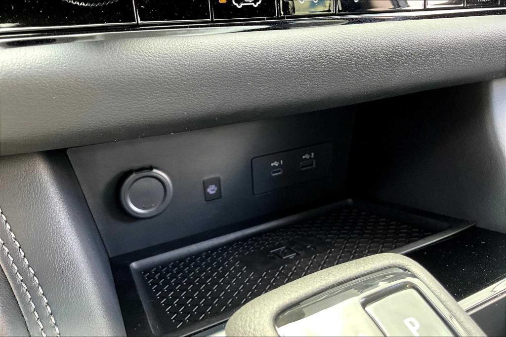 new 2025 Nissan Pathfinder car, priced at $41,865