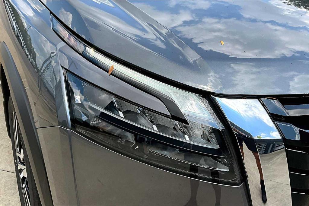 new 2025 Nissan Pathfinder car, priced at $41,865