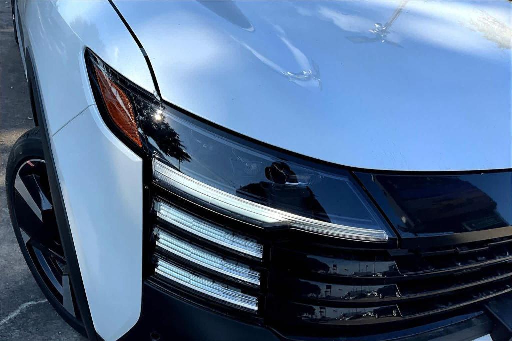 new 2025 Nissan Kicks car, priced at $24,758