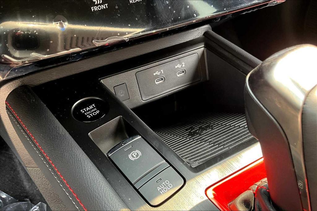 new 2025 Nissan Kicks car, priced at $26,801