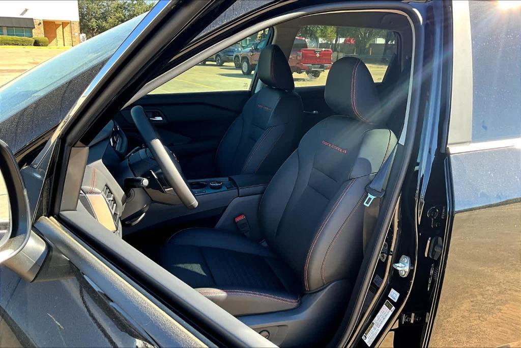 new 2025 Nissan Rogue car, priced at $33,200