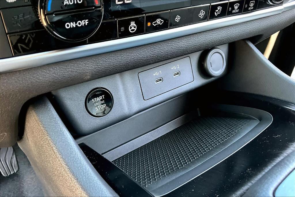 new 2025 Nissan Rogue car, priced at $32,027