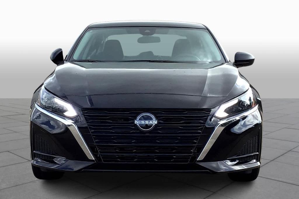 new 2025 Nissan Altima car, priced at $27,750