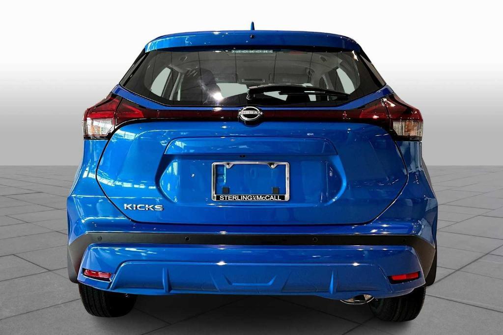new 2025 Nissan Kicks Play car, priced at $22,123