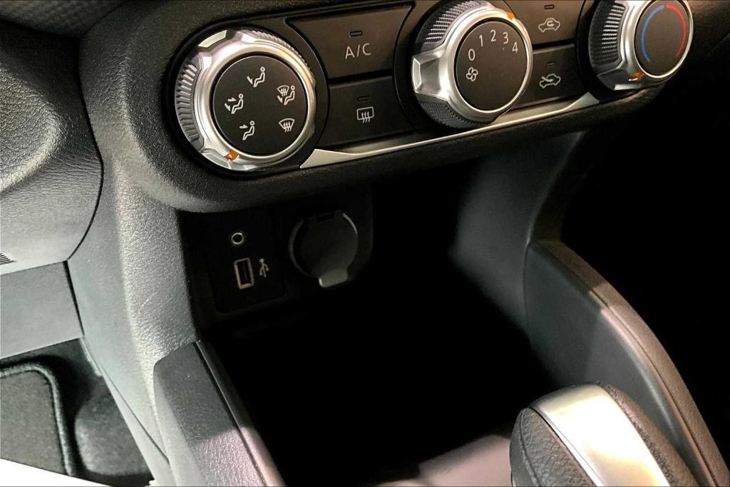 new 2025 Nissan Kicks Play car, priced at $22,123
