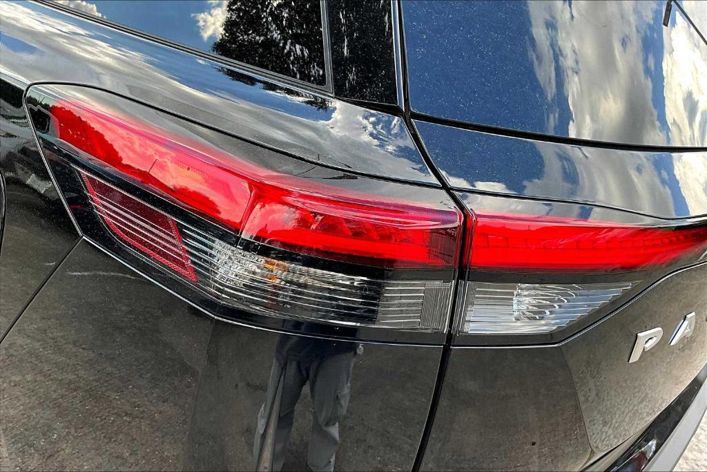 new 2025 Nissan Pathfinder car, priced at $33,223