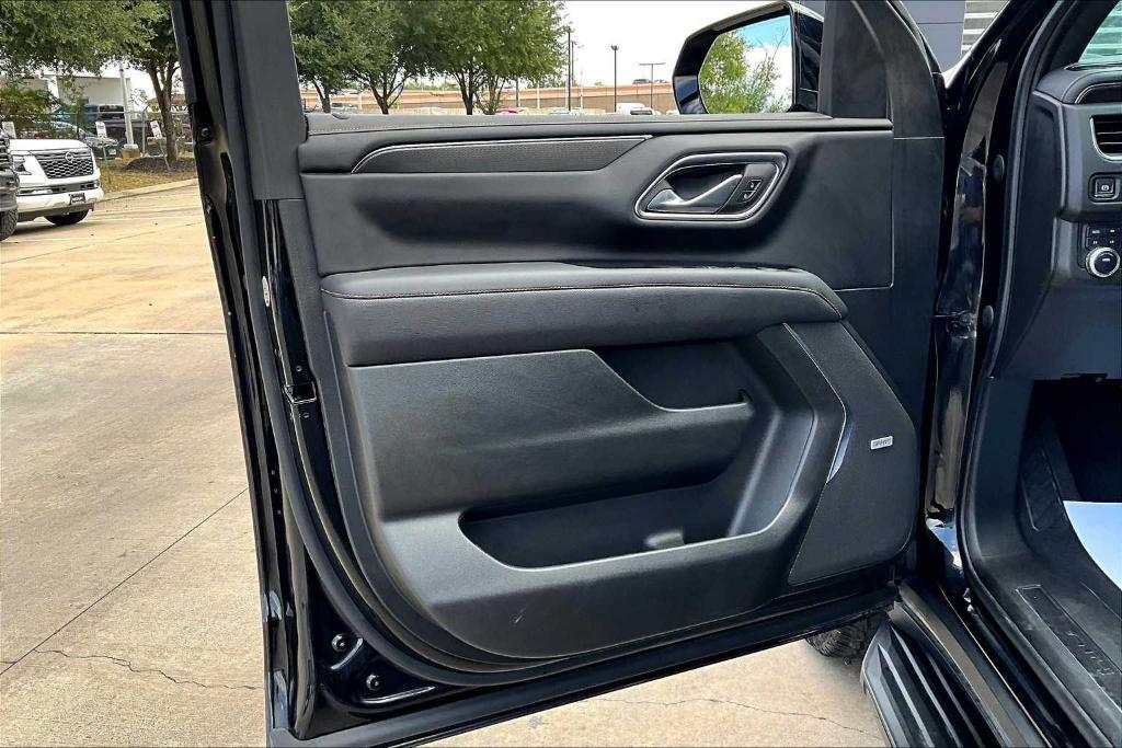 used 2023 GMC Yukon car, priced at $56,595