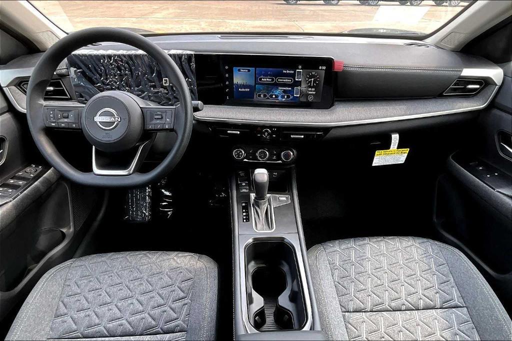 new 2025 Nissan Kicks car, priced at $27,381