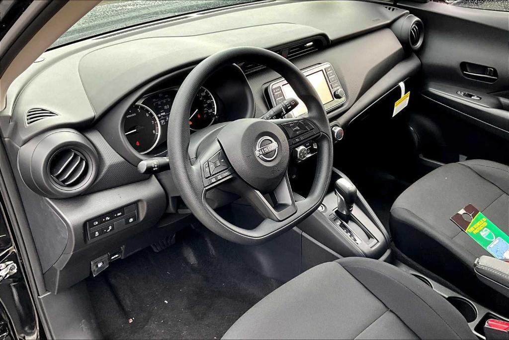 new 2025 Nissan Kicks Play car, priced at $21,666