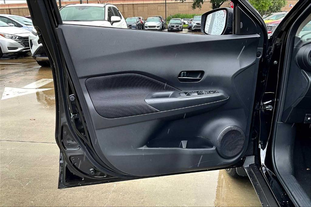 new 2025 Nissan Kicks Play car, priced at $21,666