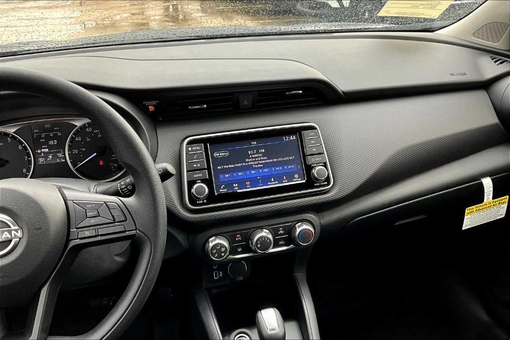 new 2025 Nissan Kicks Play car, priced at $21,666
