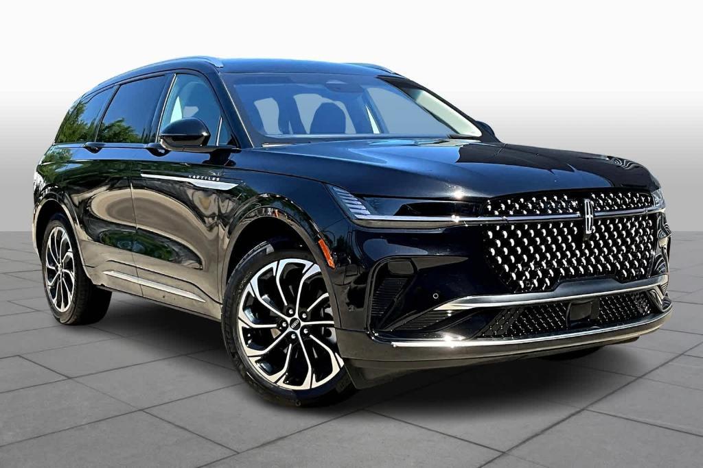 used 2024 Lincoln Nautilus car, priced at $56,500