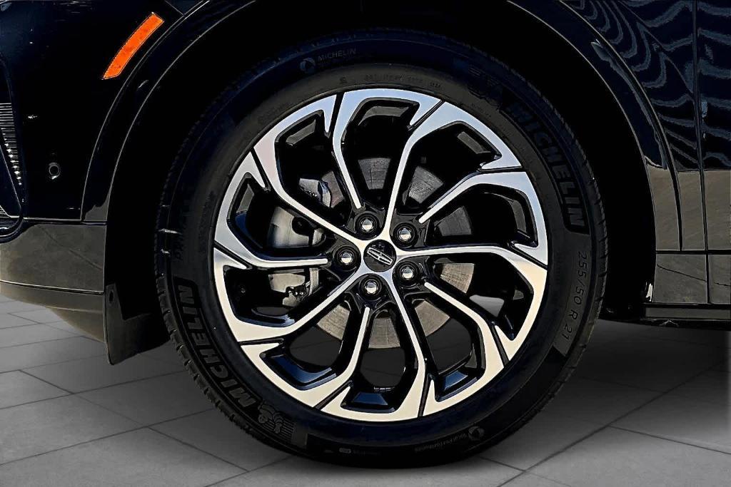 used 2024 Lincoln Nautilus car, priced at $56,500
