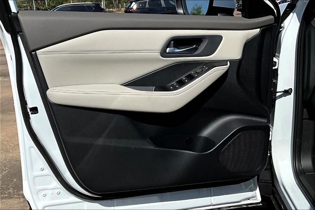new 2025 Nissan Rogue car, priced at $32,452