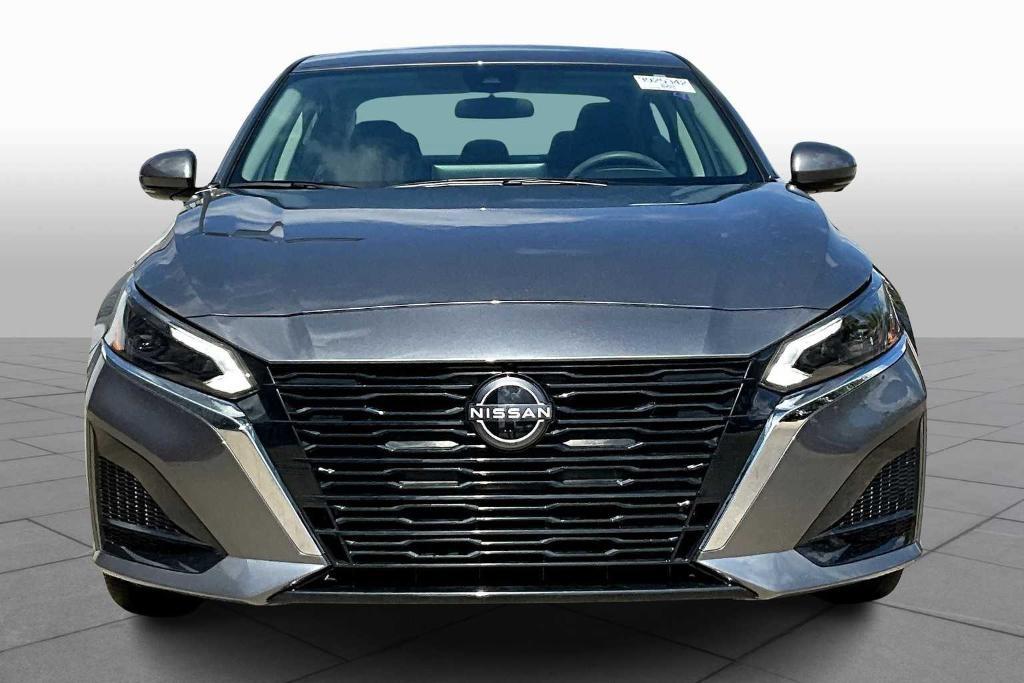 used 2025 Nissan Altima car, priced at $31,995