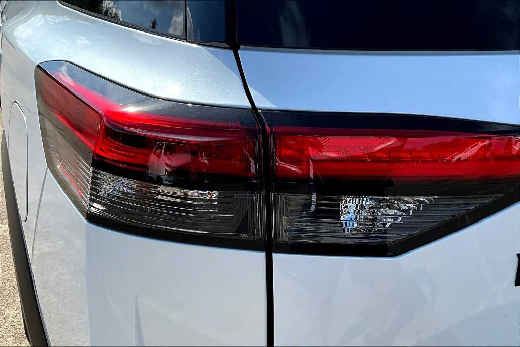 new 2025 Nissan Pathfinder car, priced at $42,065