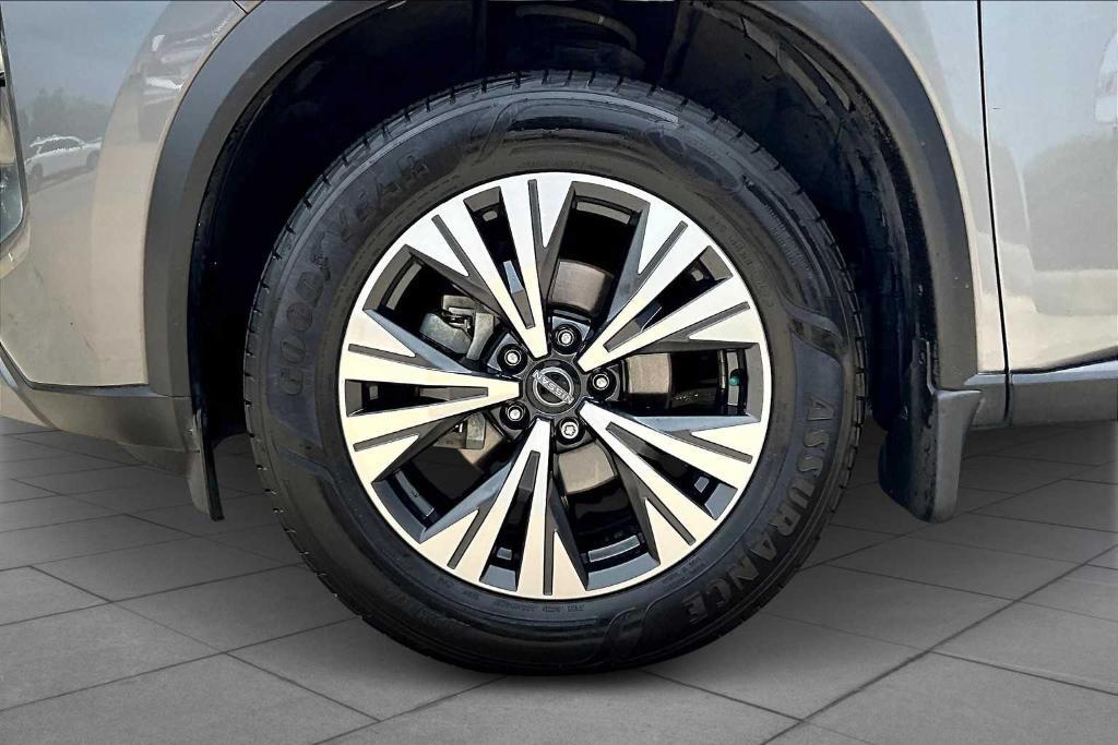 used 2023 Nissan Rogue car, priced at $21,927