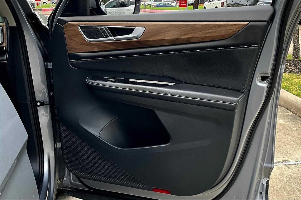 used 2024 Volkswagen Atlas car, priced at $29,861