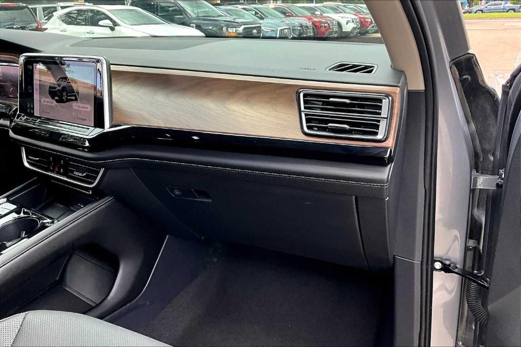 used 2024 Volkswagen Atlas car, priced at $29,861