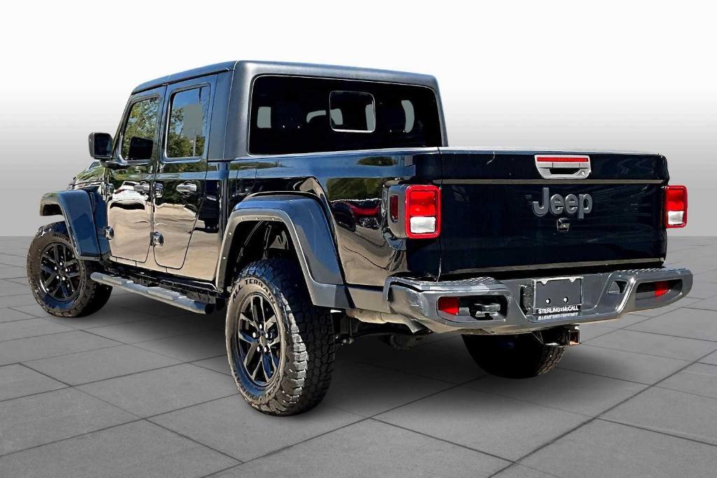 used 2022 Jeep Gladiator car, priced at $28,473