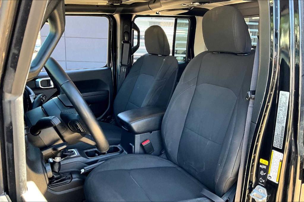 used 2022 Jeep Gladiator car, priced at $28,473