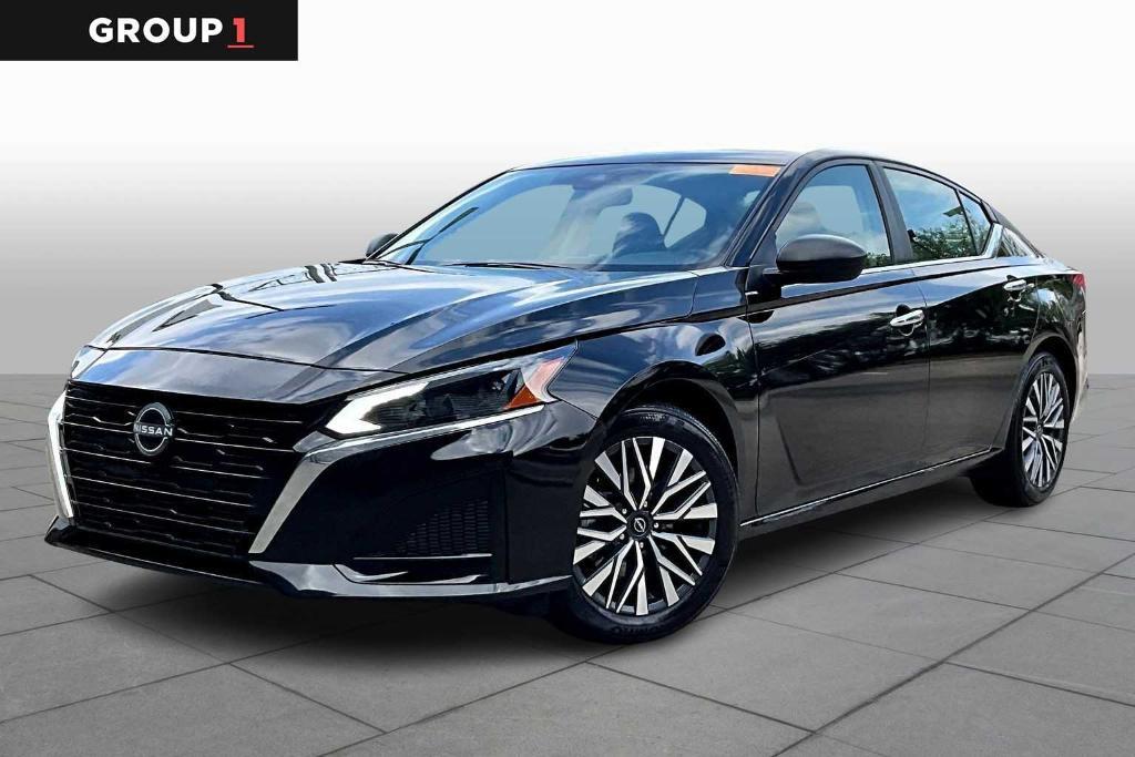 used 2025 Nissan Altima car, priced at $21,995
