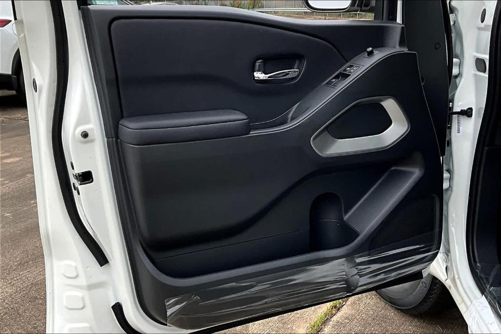new 2025 Nissan Frontier car, priced at $29,900