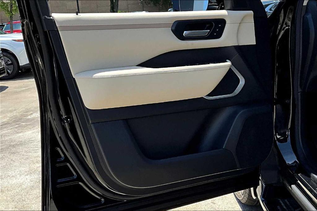 new 2025 Nissan Armada car, priced at $84,250