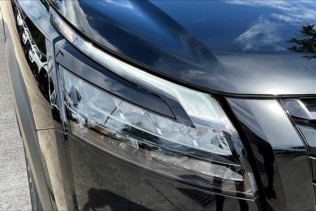 new 2025 Nissan Pathfinder car, priced at $48,885
