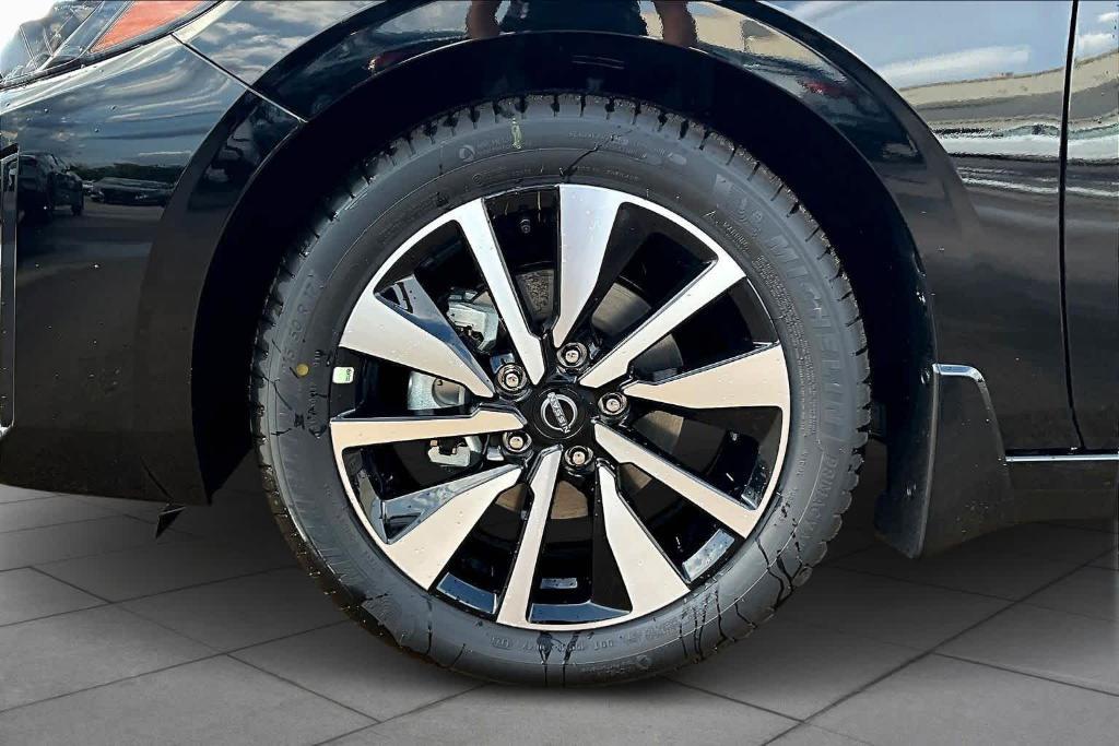 new 2025 Nissan Sentra car, priced at $24,985