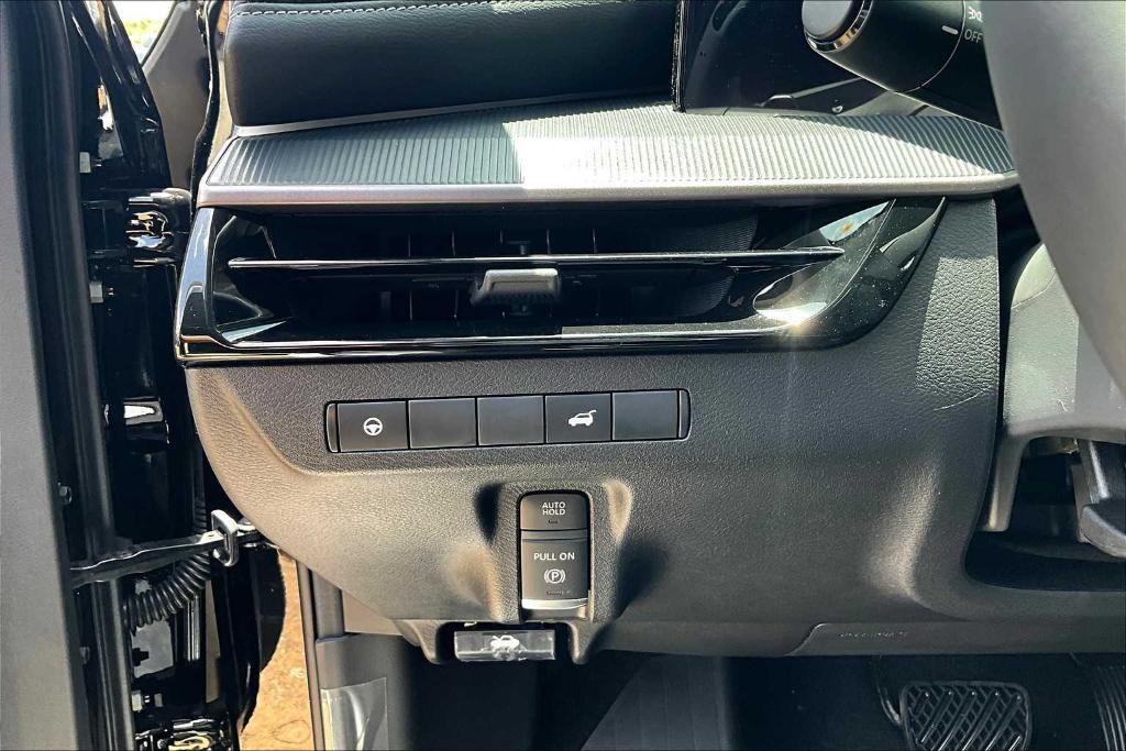 new 2025 Nissan Murano car, priced at $40,020