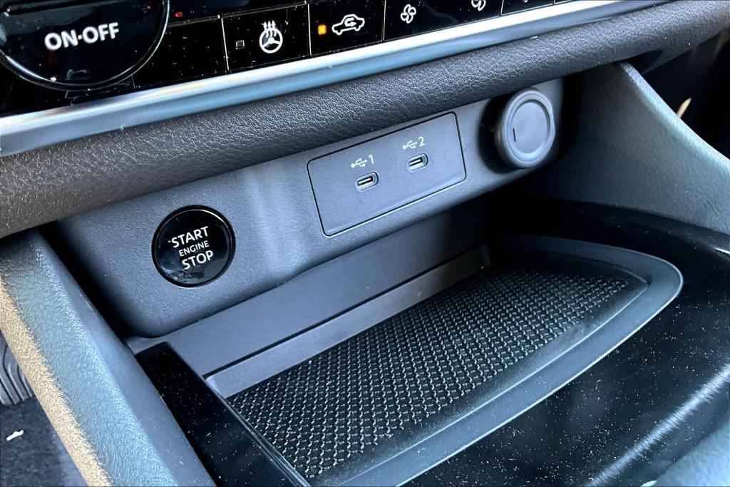 new 2025 Nissan Rogue car, priced at $32,452