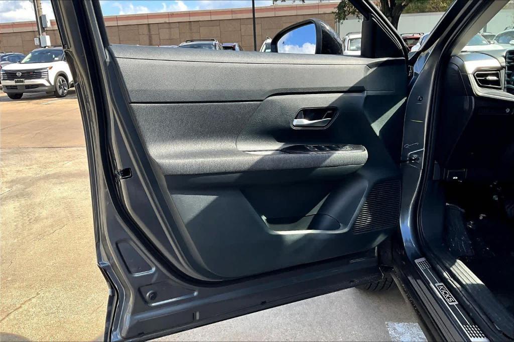 new 2026 Nissan Kicks car, priced at $25,985