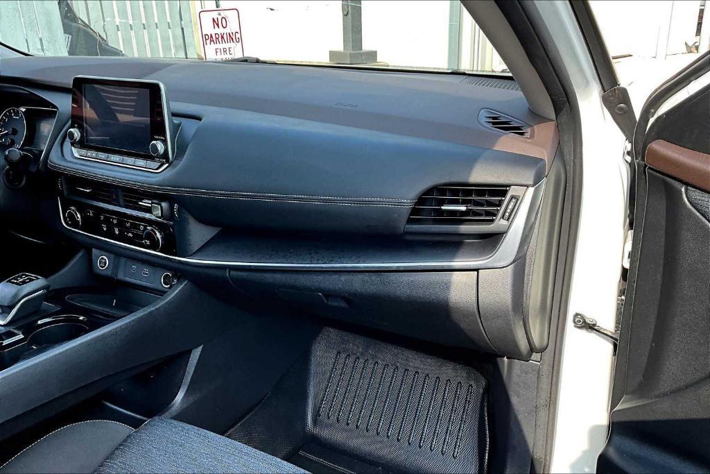used 2021 Nissan Rogue car, priced at $15,995