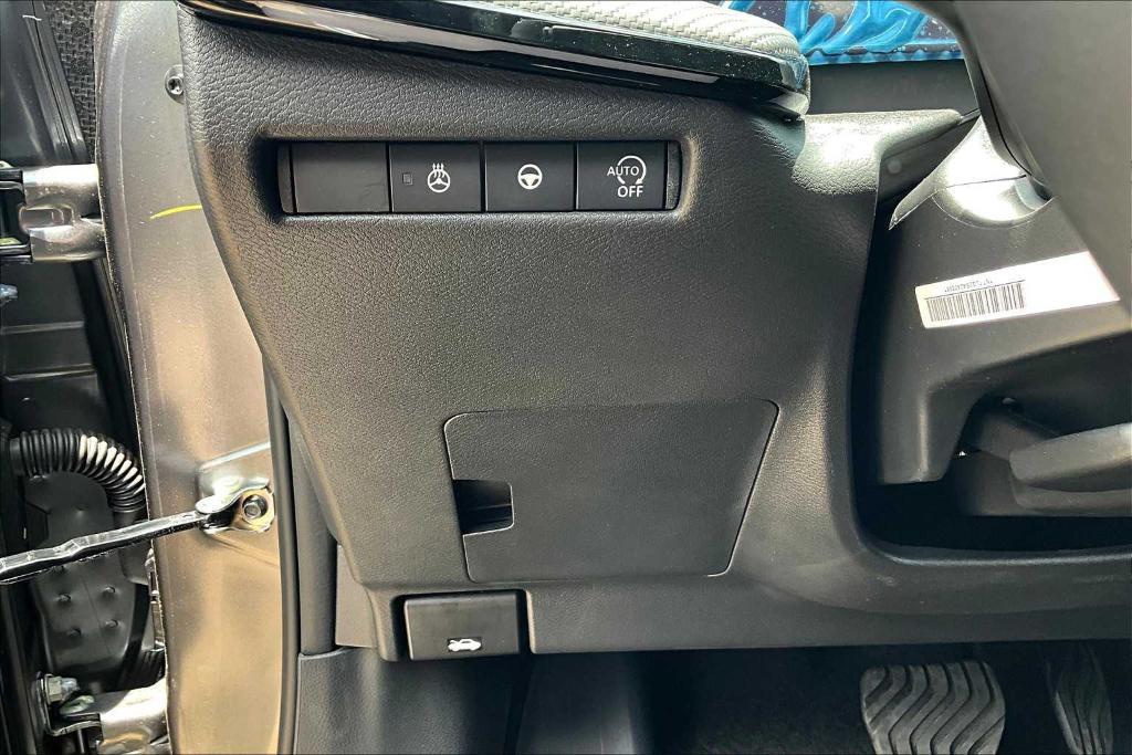 new 2025 Nissan Kicks car, priced at $28,301