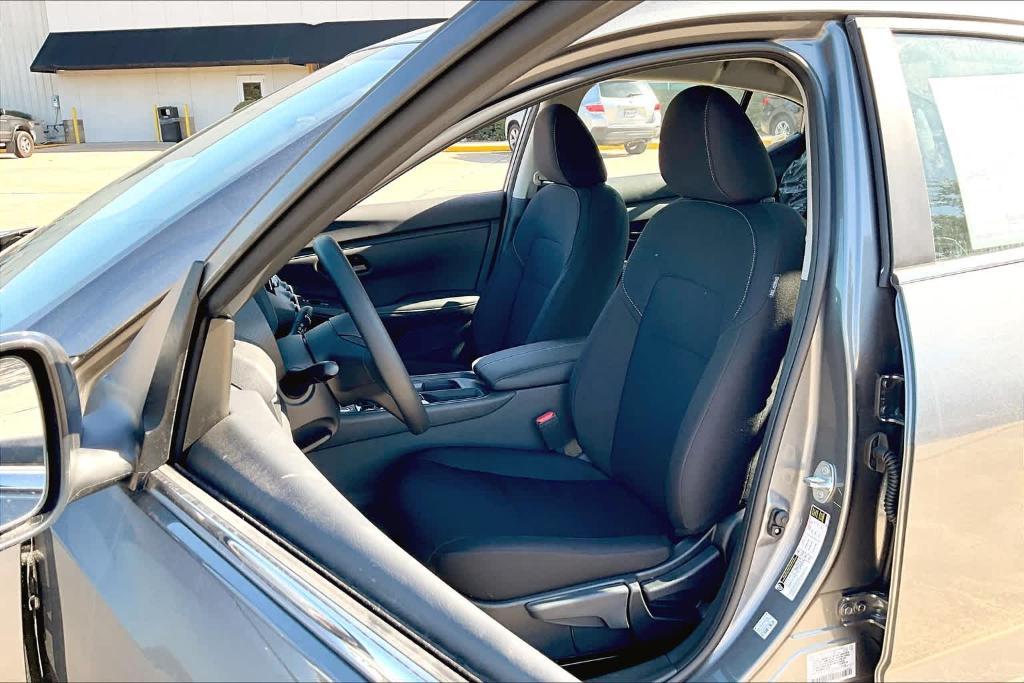 new 2025 Nissan Sentra car, priced at $21,835