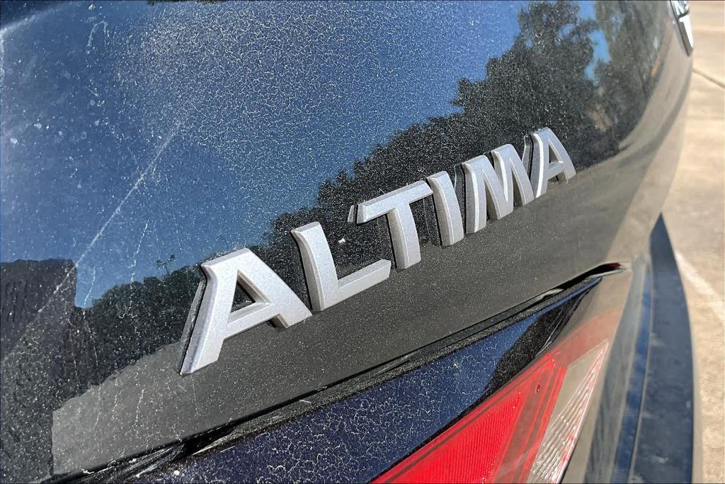 new 2025 Nissan Altima car, priced at $27,640