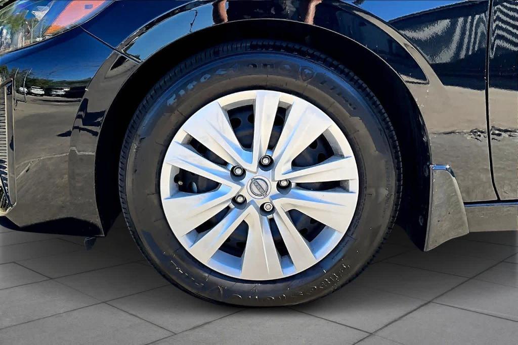 used 2025 Nissan Sentra car, priced at $21,295