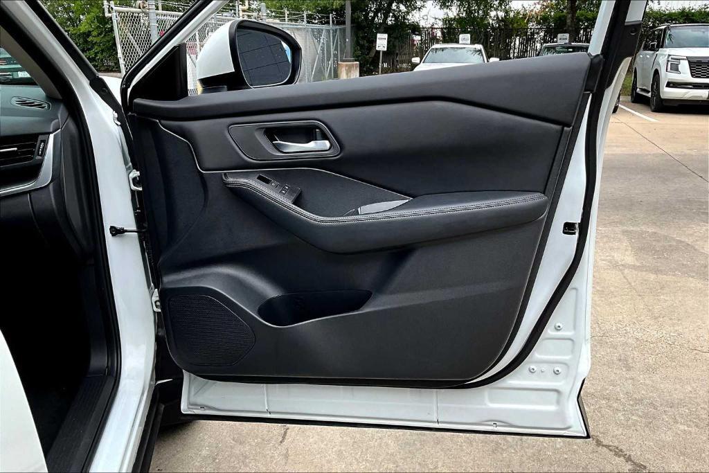 used 2024 Nissan Rogue car, priced at $23,998