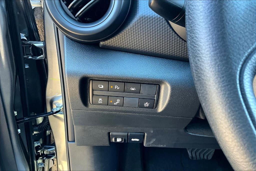 new 2025 Nissan Kicks Play car, priced at $23,975