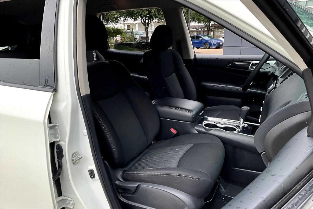 used 2020 Nissan Pathfinder car, priced at $15,595
