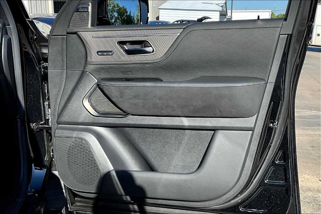 used 2025 INFINITI QX80 car, priced at $91,991