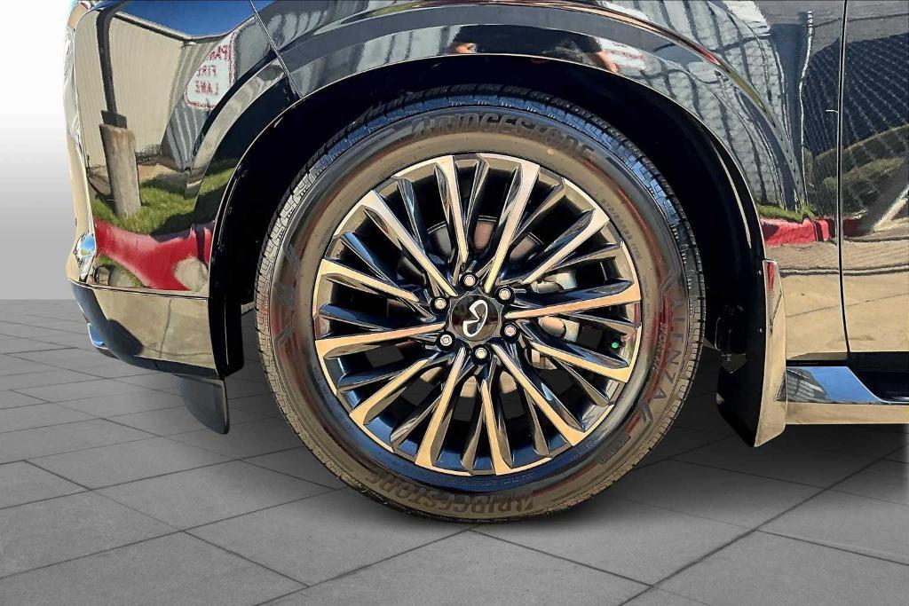 used 2025 INFINITI QX80 car, priced at $91,991