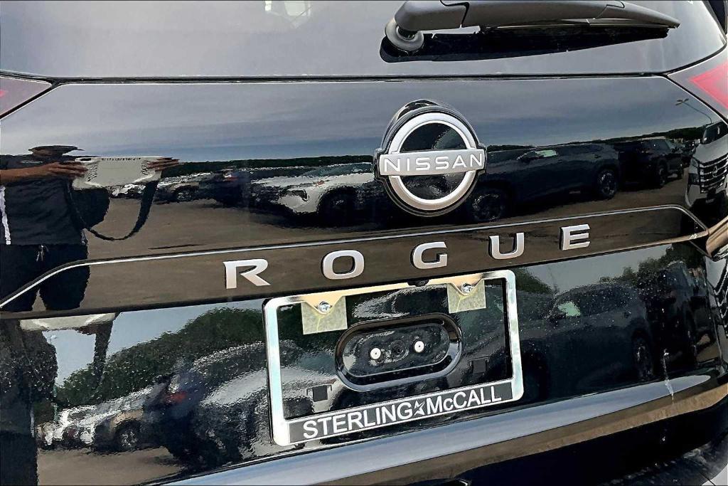 new 2025 Nissan Rogue car, priced at $31,785