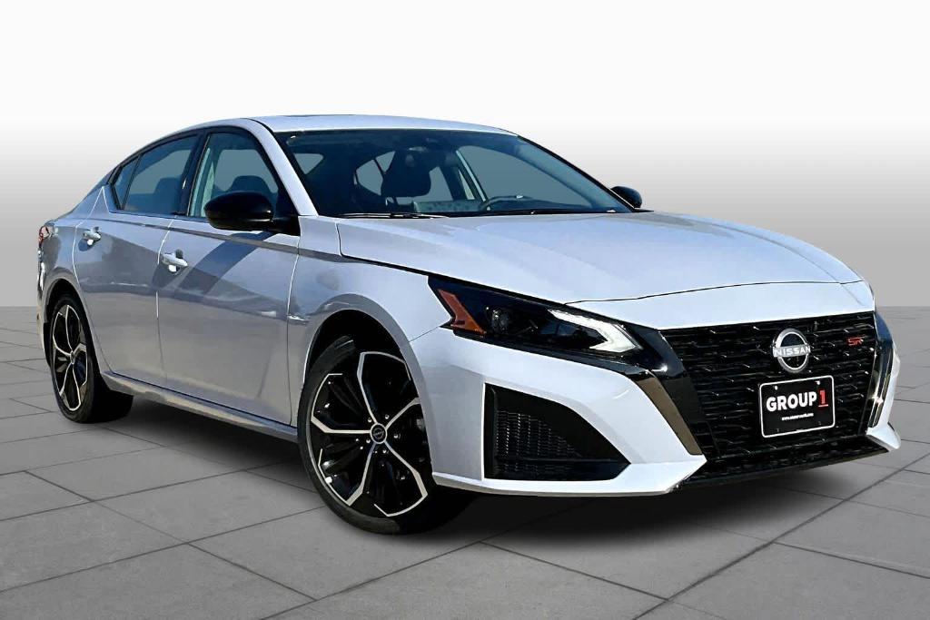 new 2025 Nissan Altima car, priced at $31,740