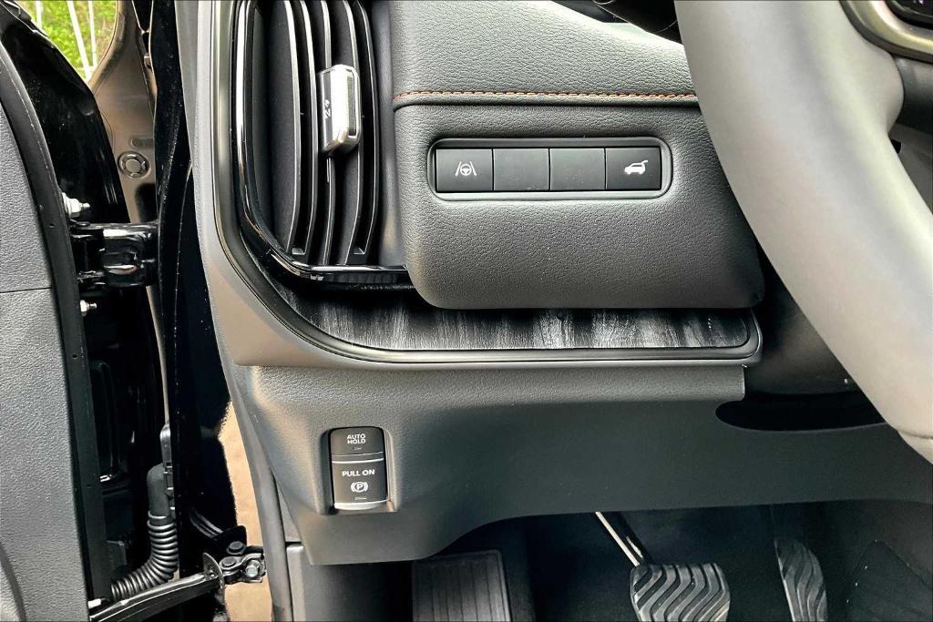 new 2025 Nissan Armada car, priced at $77,325